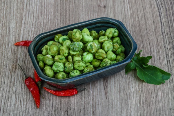 Japanische traditionelle Wasabi-Erbsen — Stockfoto