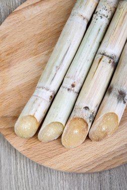 Olgun şeker çubukları