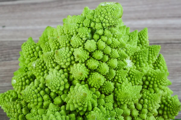 Romanesco exotische kool — Stockfoto