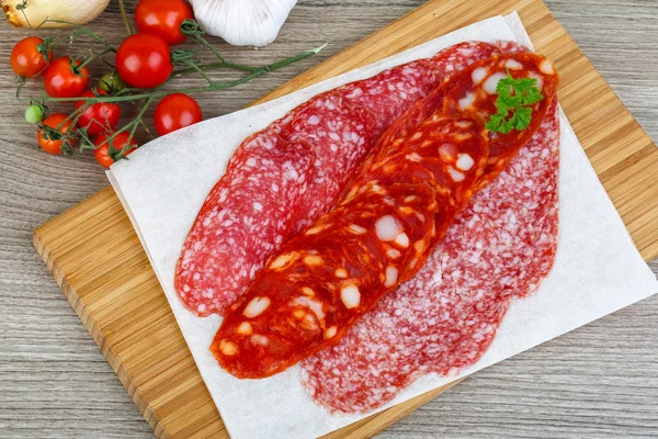 Salsiccia di salame con rosmarino — Foto Stock