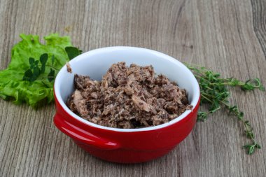 Konserve ton balığı et