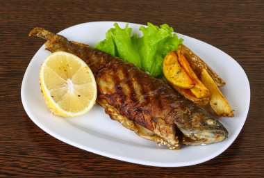 Patates ile Izgara Alabalık