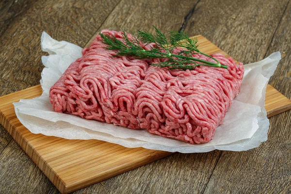 원시 다진된 쇠고기 — 스톡 사진