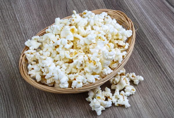 Čerstvý horký Popcorn — Stock fotografie