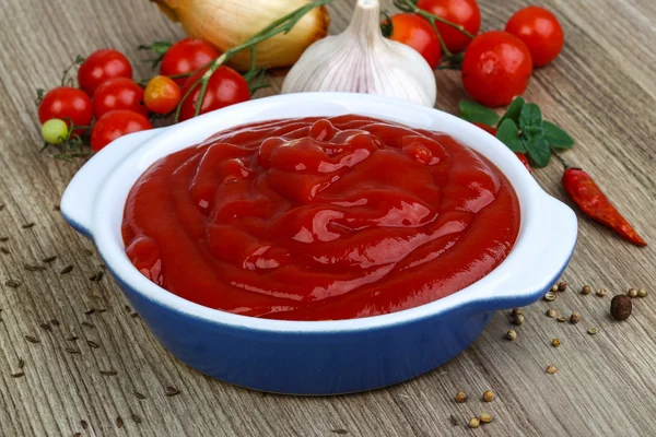 Ketchup tomate lumineuse — Photo