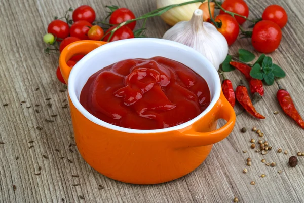 Heller Tomatenketchup — Stockfoto