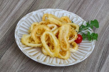 Tempura kalamar halkaları
