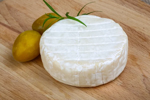 Ronde Brie kaas — Stockfoto