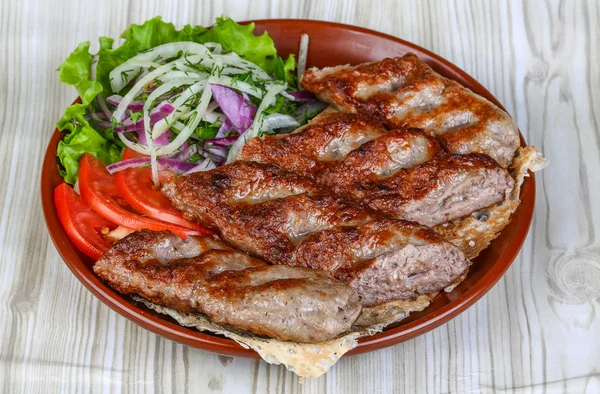 Rundvlees kebab met UI — Stockfoto