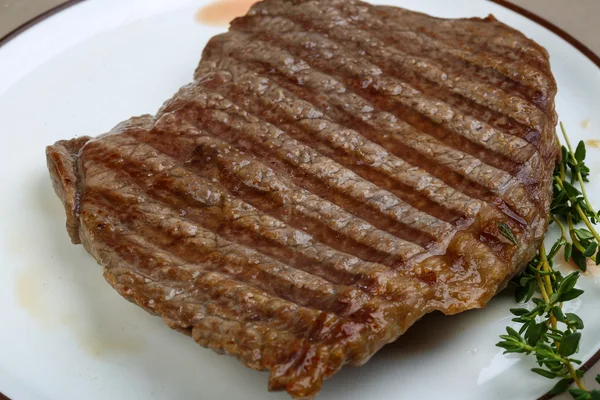 Grilovaný hovězí steak — Stock fotografie