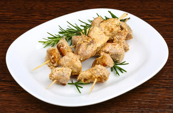 Brochettes de poulet au romarin — Photo