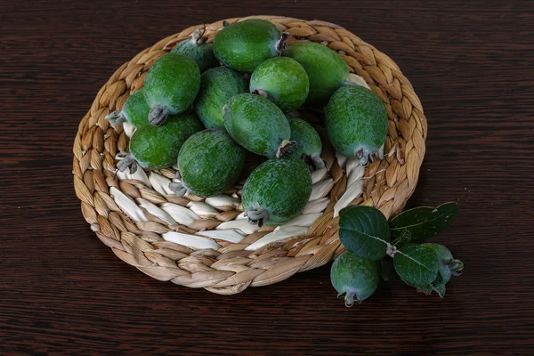 Frische reife Feijoa-Früchte — Stockfoto