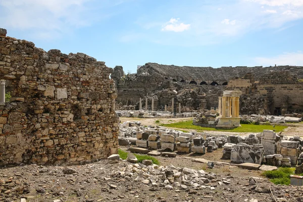 Αρχαία ερείπια πλευρά στην Τουρκία — Φωτογραφία Αρχείου