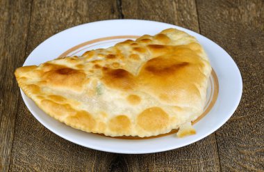 Beyaz mutfak Cheburek