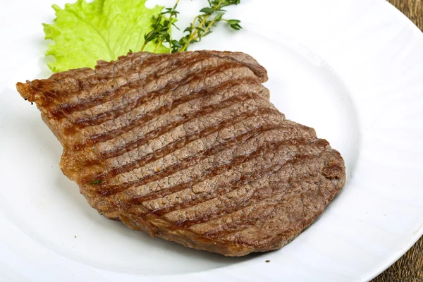 Grillowany stek wołowy — Zdjęcie stockowe