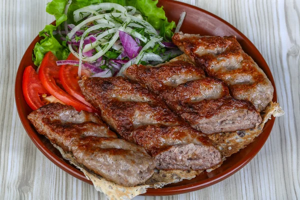 Soğan sığır eti kebabı — Stok fotoğraf