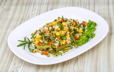 Sebze ile Meksika pirinç