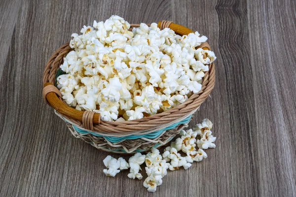 Popcorn caldi freschi — Foto Stock