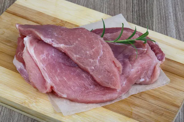 Raw pork Schnitzel — Stock Photo, Image