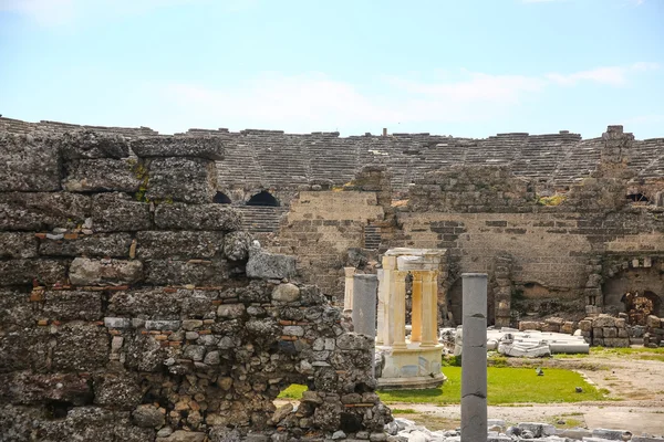 Antiguas ruinas laterales en Turquía — Foto de Stock