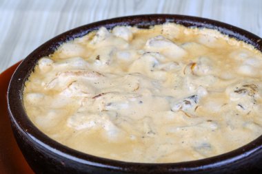 Cocotte julienne mantar ile