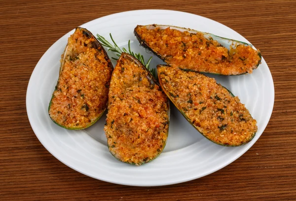 Dekicious Baked mussels — Stock Photo, Image