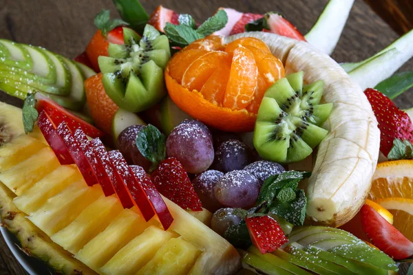 Jugosa mezcla de salat de frutas — Foto de Stock