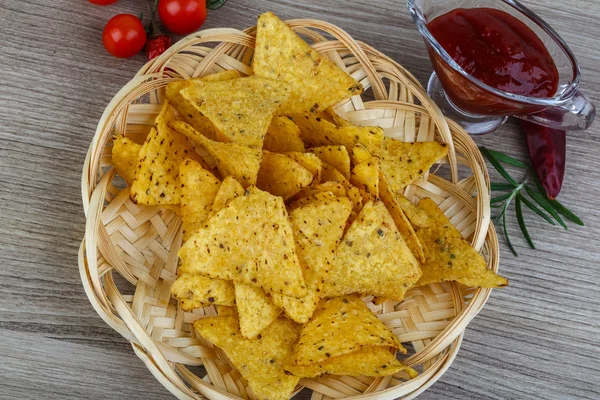 Domates soslu cips cips