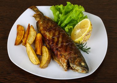 Patates ile Izgara Alabalık