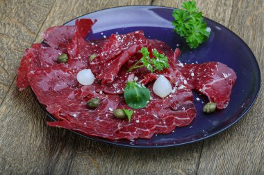 Dana carpaccio ile cheeese