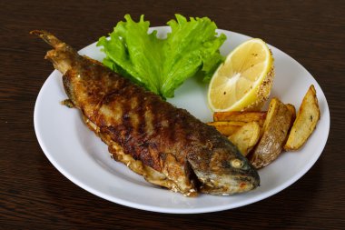 Patates ile Izgara Alabalık