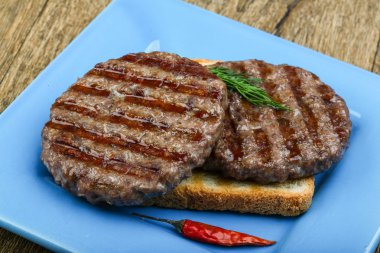 Izgara burger pirzola