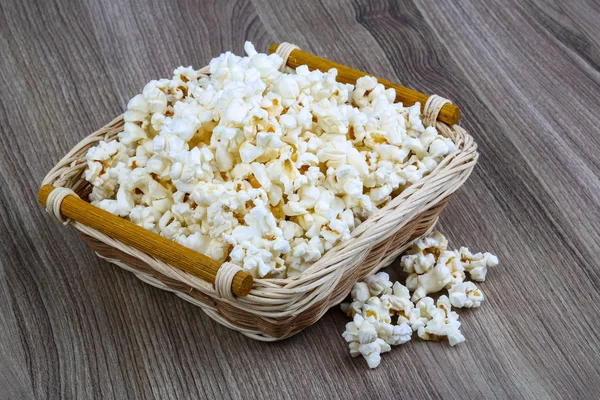Čerstvý horký Popcorn — Stock fotografie
