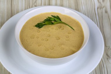 Ceviz soslu tavuk