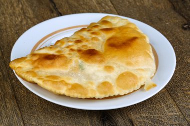 Beyaz mutfak Cheburek