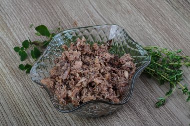 Konserve ton balığı et