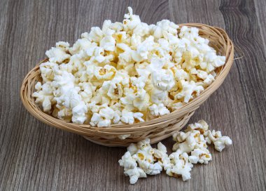 Taze sıcak patlamış mısır