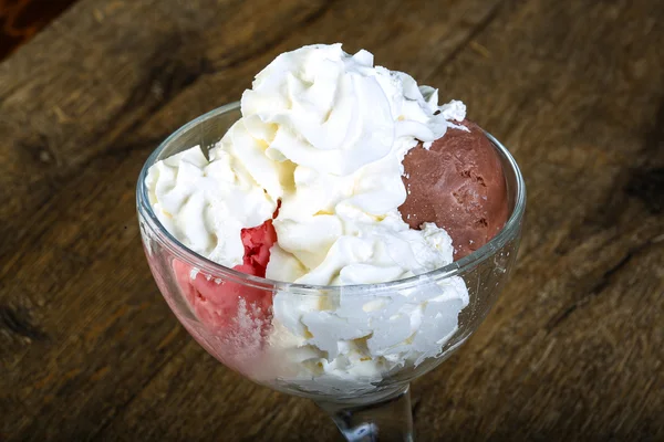 Delicious Sweet Ice cream — Stock Photo, Image