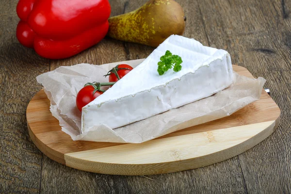 Brie-Käsedreieck — Stockfoto