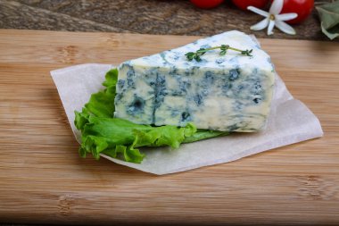 Mavi peynir ile kalıp