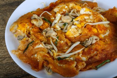 İstiridye ile Asya omlet