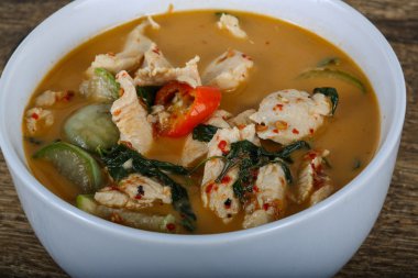 Hint kırmızı köri