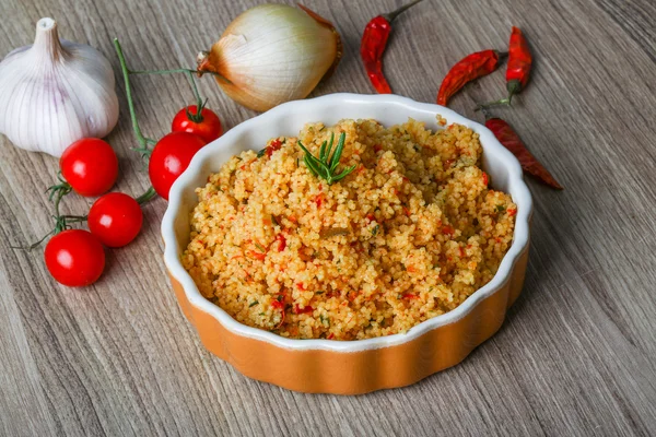 Árabe tradicional Couscous — Fotografia de Stock