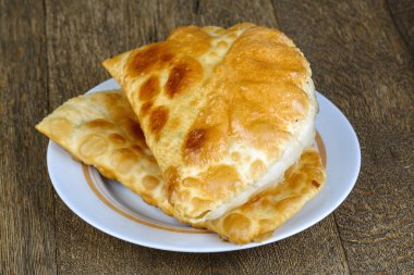 Beyaz mutfak Cheburek