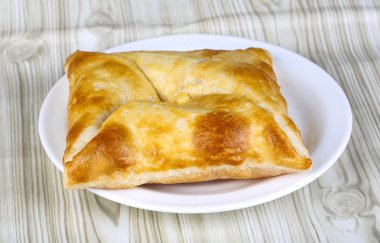 taze sıcak Osetya pasta