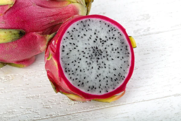 Vers rijp Dragon fruit — Stockfoto