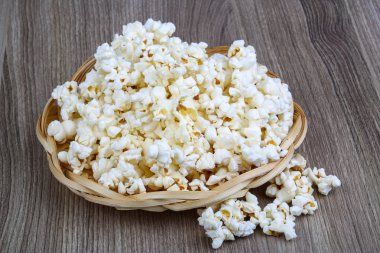 Taze sıcak patlamış mısır