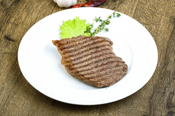 Steak de bœuf grillé — Photo