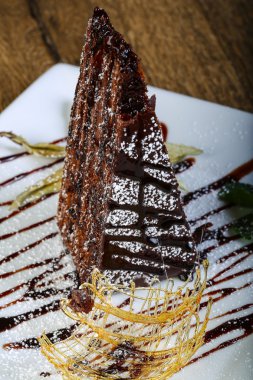 Tatlı çikolatalı pasta.