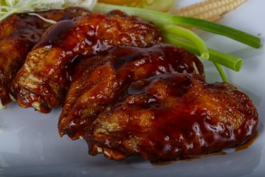 Teriyaki tavuk kanadı